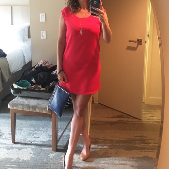 Bright pink Cynthia Rowley dress, key hole back. - Picture 1 of 4